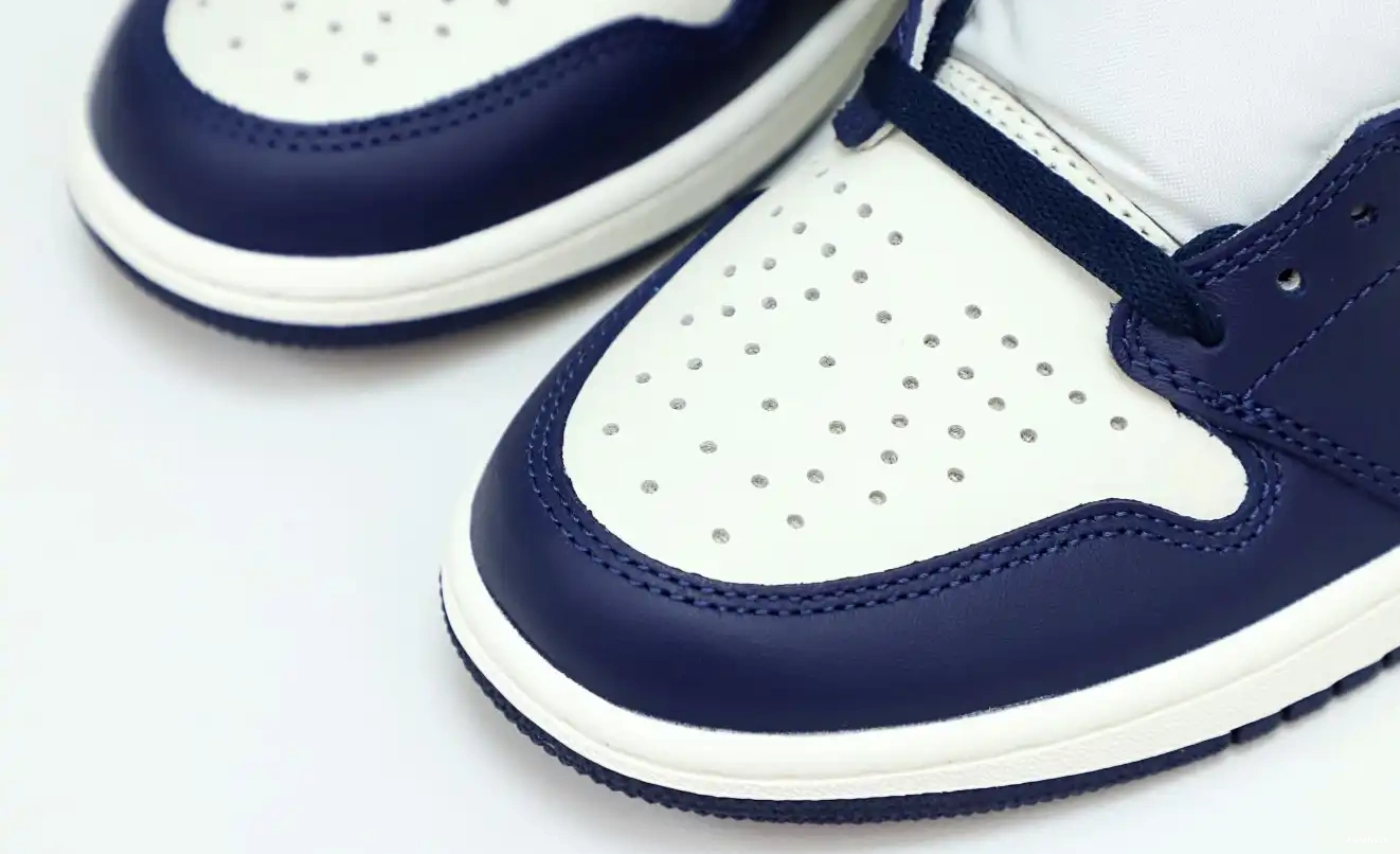 1 HIGH RETRO AIR OG 'OBSIDIAN' JORDAN 0521